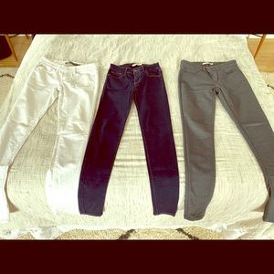 Lot of 3 Levi’s jeans and pants